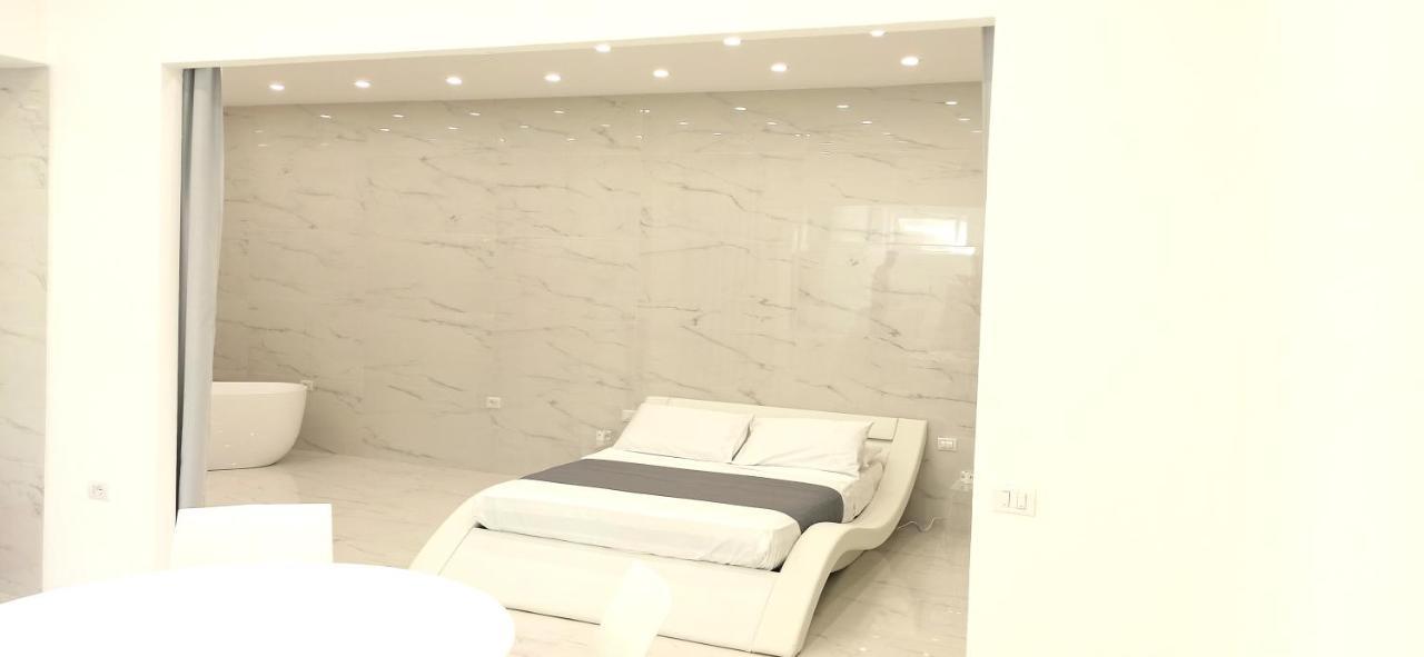 Elegant Basement Suite Orosei Εξωτερικό φωτογραφία